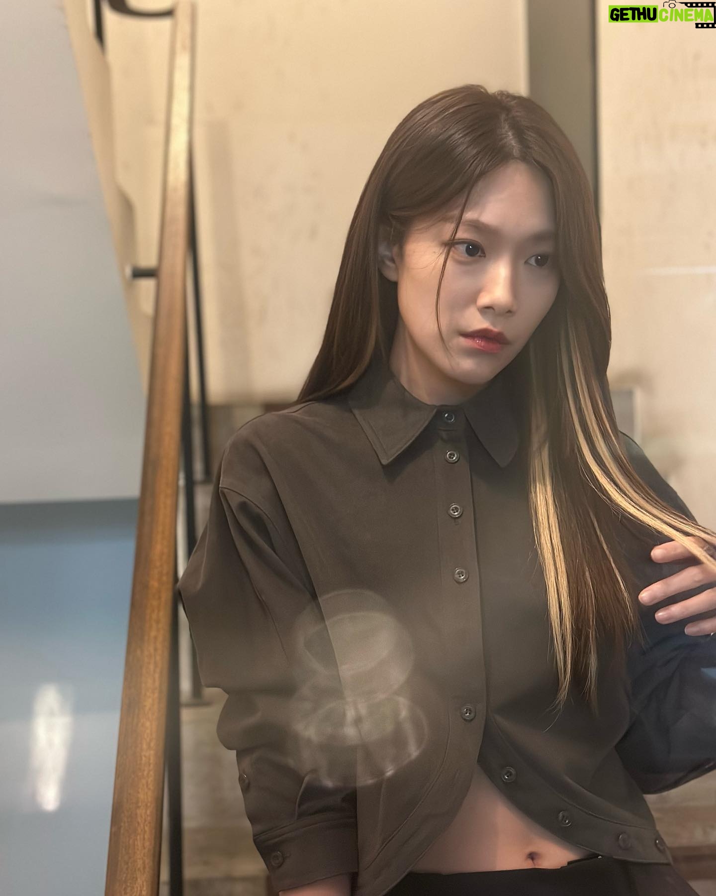 Lee Ju-woo - 6.6K Likes - 💜💜💜