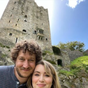 Lee Newton Instagram - Remember that time @localoneway and I were at the Blarney castle in Ireland and a man offered to take a photo of us- so we happily said yes, smiled like idiots, excited to get a shot in front of THE Blarney castle- only to see that he just took a nice photo of us that could literally be ANYWHERE?!? (Cuz I do) 

*swipe thru for Blarney Castle photos for reference 💀