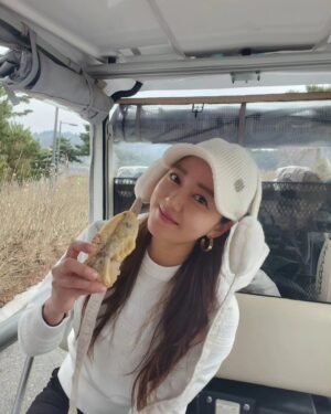 Lee So-yeon Instagram - 골프채바꾸고 30미터 거리 늘어남
#신기방기 
#신난다🎶 
#골프중독 #xxio
