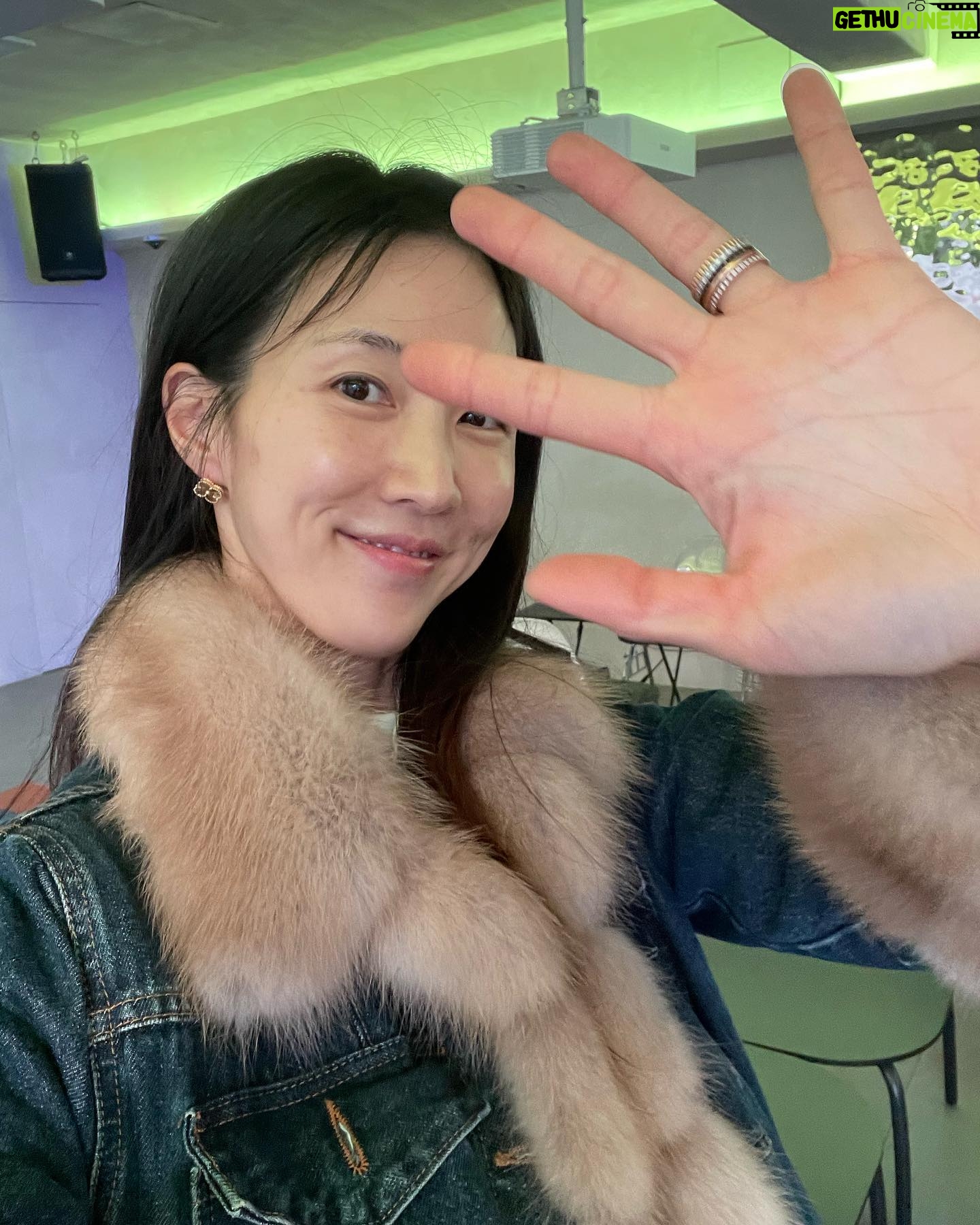 Lee Soo-kyung - 2K Likes - ģ“ė° źø°ģµģ¶ģ... ė°ģ..
ė¬¼ė¬ź°ė!!!!!!!!!!!!!!!!!
ė묓 ė°©ģ¬ķģ“ģ.. 겨ģøģøė°!!!!!!
ėź° ź·øė¬ėė°~~!???
ģ¶ģė§ģ“ ķė ģ¬ėė¤ģ“..
ė“ģ
ģ¼ė” ė§ėŖ»ķ“šššš
ė± ėė°...???!!!!!!
#ģ¼ģ#ė°ģ¼ė¦¬#2023ė
#ź³ė¬ė
#ģ¶ģģģ¬ķģ¬ė#š°
