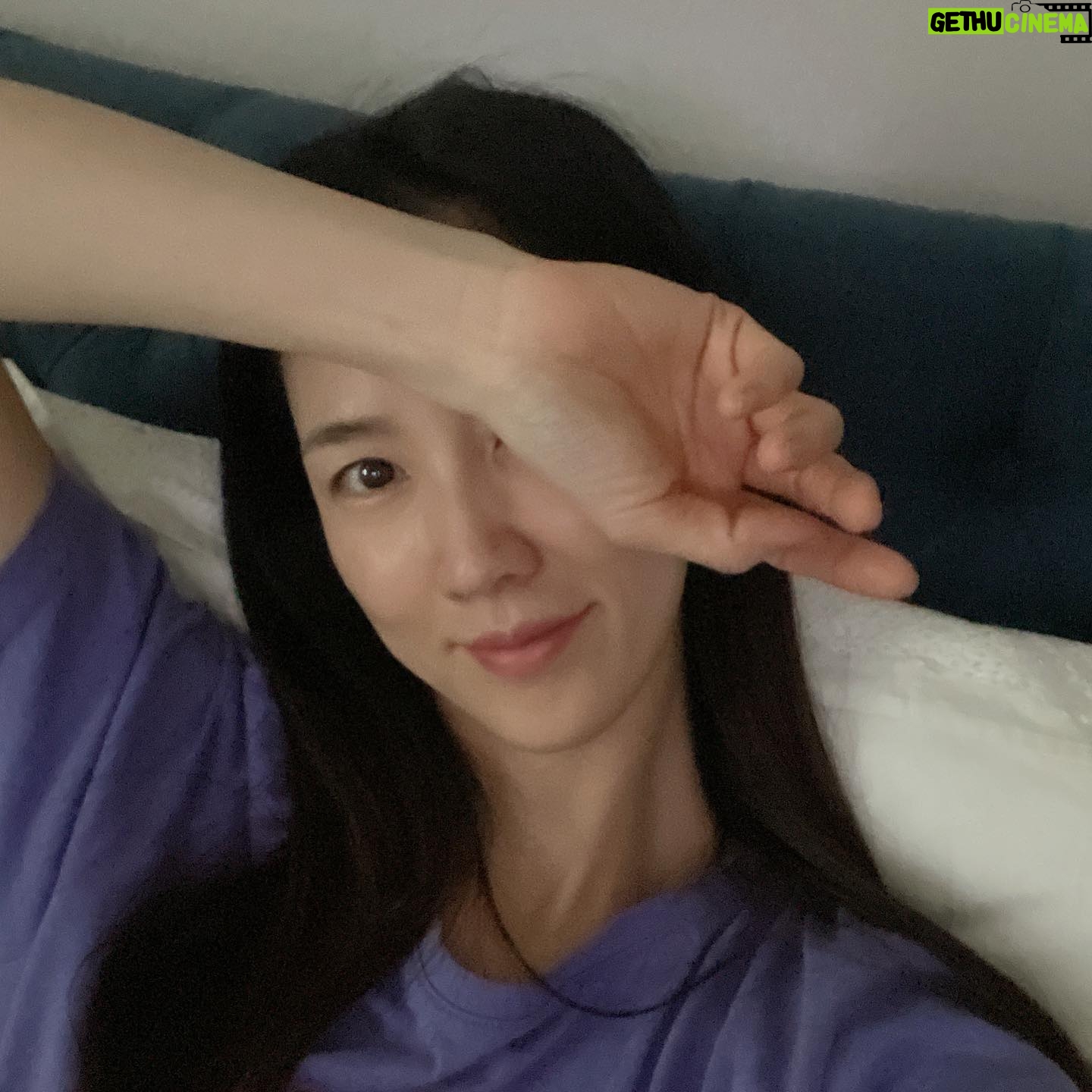 Lee Soo-kyung - 1.6K Likes - .
❄️눈이닷❄️
벌써~~~ 11시이지만
난❤️
이불밖은 위험해모드 실행중~
역시, 겨울은 추워야....
#일상#데일리#주말#일요일
#이불밖은위험해#눈오는날#❄️
