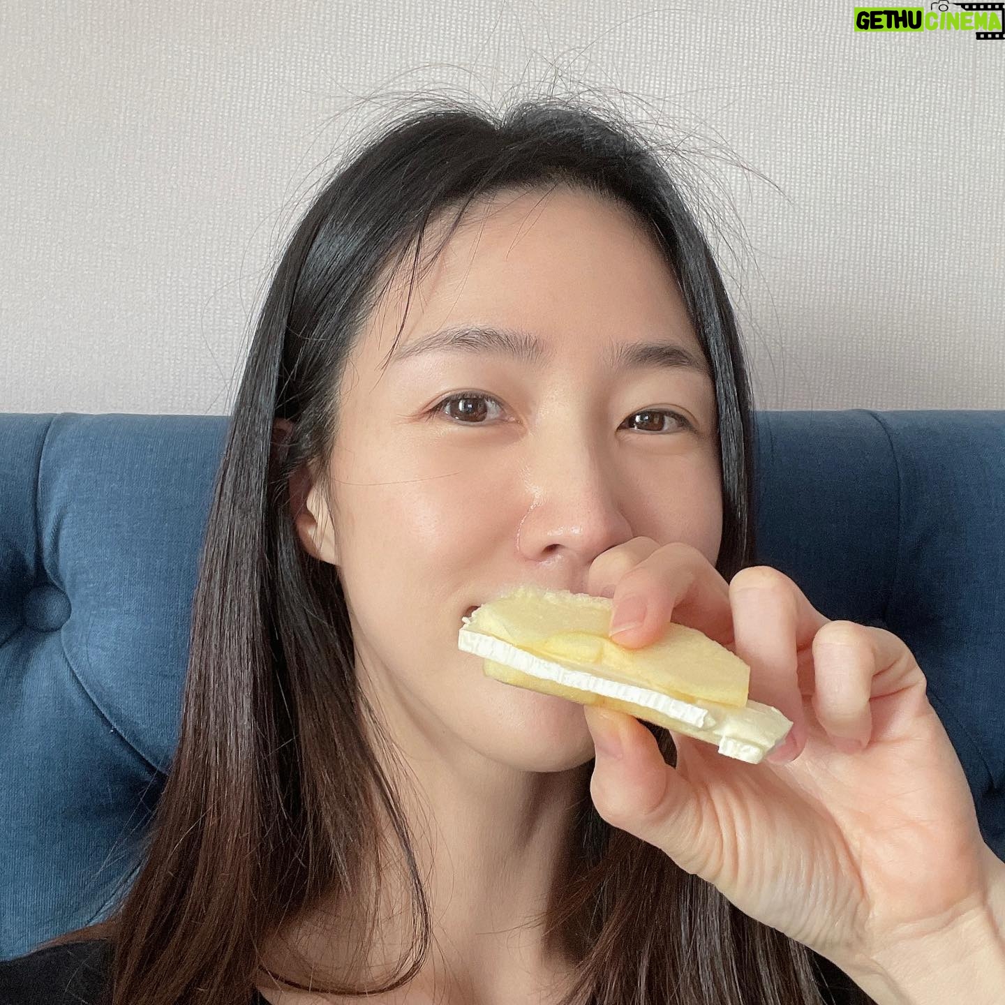 Lee Soo-kyung - 2.3K Likes - ā¢
šģ¤ėģ ģ§ģ½ģ¤š
ģ“ģ ėź°ė¤ ķ°ģ½ė¤ģ¹ź±°ģ£ ~~??
ģ“ė¶ė°ģ ģķķ“ėŖØė ģ¤ķģ¤
ė“ģ¼ģ ģ¢ ė°ė»ķė¤ėė°....???
ģ“ģ¬ķ ėØ¹ź³ ėŖø ģ ģ±źø°ģ구ģ§!!!
#ģ§ģ½#ģ¼ģ#ė°ģ¼ė¦¬#ģ¶ģ
#ķ¹ķźø°#ģ§ģ“ģµź³ #š