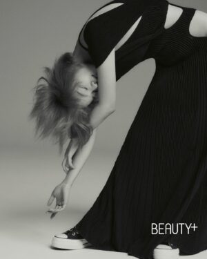 Lee Sul Instagram - @beautyplmagazine 🧸🖤🧸