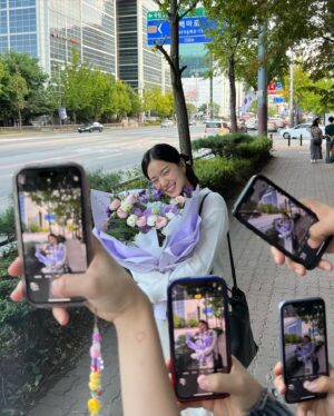 Lee Sul Instagram - #남과여 를 사랑해주셔서 저도 사랑해요 그리고 감사해요🥰 성옥아 행복해야해:) 모두모두 건강히 하루하루 사랑하고 행복하시길 바래요 주말 잘보내세요🌹