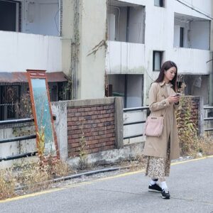 Actress Lee Yo-won HD Instagram Photos and Wallpapers February 2024