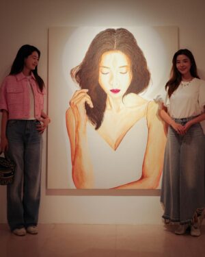 Lee Yo-won Instagram - 진하처럼 멋지게 살고 있는 그녀!! 
@kimqri 
#NaA