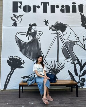 Lee Yo-won Instagram - #파크랜드 #아트콜라보 #콜라보레이션 #여름코디 #원피스 #티셔츠 #프렐린 #이건희