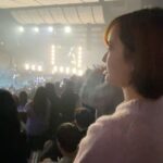 Lee Chae-Yun Instagram - 무대에서 더 빛나는 용화삼촌💜 이번 공연도 초대해줘서 너무 고맙구 즐기다 가용!! 노래가 너무 좋자나~~🥹💜