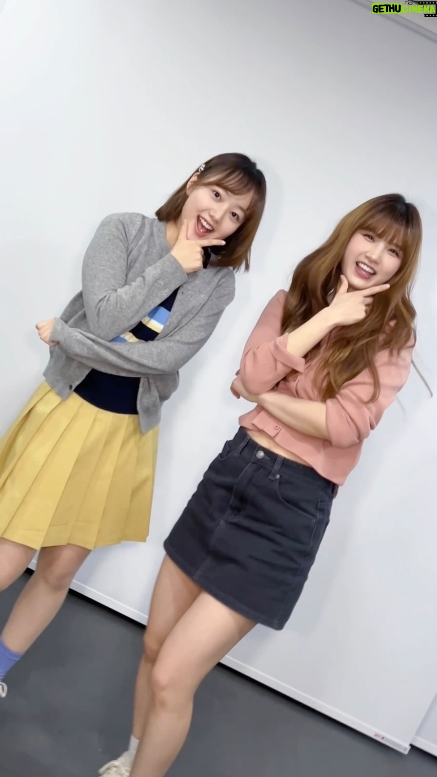 Lee Chae-Yun Instagram - 아이칠린 지윤 언니랑 HOT SAUCE❤️🔥
