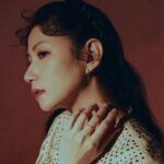 Lee Chien-Na Instagram - 歌手是一個說故事的人 不過當一位歌手是一件非常瘋狂的事 @niusnews #李千娜全新概念專輯 #關與妳