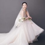 Lee Da-in Instagram - 첫 결혼기념일 축하해요💍 앞으로도 잘 부탁드립니다🤍 (예쁜사진 많이 찍고 엄청 신났던 날🥹..물론 나만)