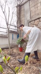 Lee El Instagram - _ Spring has come!