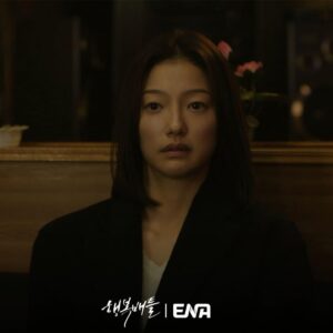 Lee El Instagram - _
미호&유진에게는 어떤 일이 있던 것일까?
⠀
#행복배틀#ENA #5월31일첫방송