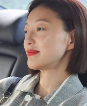 Lee El Instagram - _
요즘