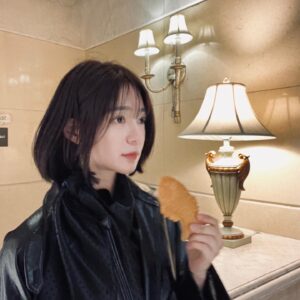 Lee Elijah Instagram - 🎣