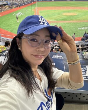 Lee Hae-young Instagram - MLB 갔다왔었다는!!!
휴대폰을 차에 두고 갔었다는~😳