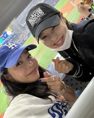 Lee Hae-young Instagram - MLB 갔다왔었다는!!!
휴대폰을 차에 두고 갔었다는~😳