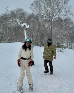 Lee Hae-young Instagram - 정말 몇년만에 건강해져 타는 스키!!!⛷️⛷️
#뿌이뿌이부부