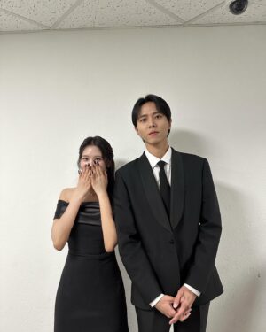 Lee Jae-si Instagram - 2023 kbs 연예대상 시상자로 설 수 있게 되어 영광이였습니다!! 
수상하신 모든 분들 축하드립니다👏🏻☺️