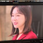 Lee Ji-hye Instagram - 탑스타의 삶 ㅋㅋㅋㅋㅋㅋㅋㅋㅋㅋㅋㅋㅋㅋ 제가 하는 광고의 화보촬영현장이에용 ㅋㅋ 여기 조명이랑 뭔 장치인지 모르겠지만 진짜 이쁘게 잘 나오는데 헤어 메컵 샘들이 딱붙어서 각자 자기일들 열씨미 하니깨 이정도 나오는것같기도하고 중요한일있으면 우리 헤어 메컵 샘 소개해드릴께 ㅋㅋㅋㅋㅋㅋ #카무트효소 #파로 #내사랑그레인온