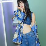 Lee Ju-yeon Instagram - 💙🩵💙🩵💙🩵 @etro @marcodevincenzo #광고#EtroVelaBag#VelaBag#에트로벨라백#에트로#ETRO Thanks to 📸 @parkjawook 💄@abybom_komiyoung 💇🏻‍♀️ @ksw6299 👗 @rrong2