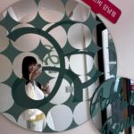Lee Ju-yeon Instagram - 긴머리 변신 기분 좋아용 🩵 #에드비붙임머리 🩵 골프복 말고 편한 트레이닝도 예쁜 @travismathew @travismathew_kr 🩶