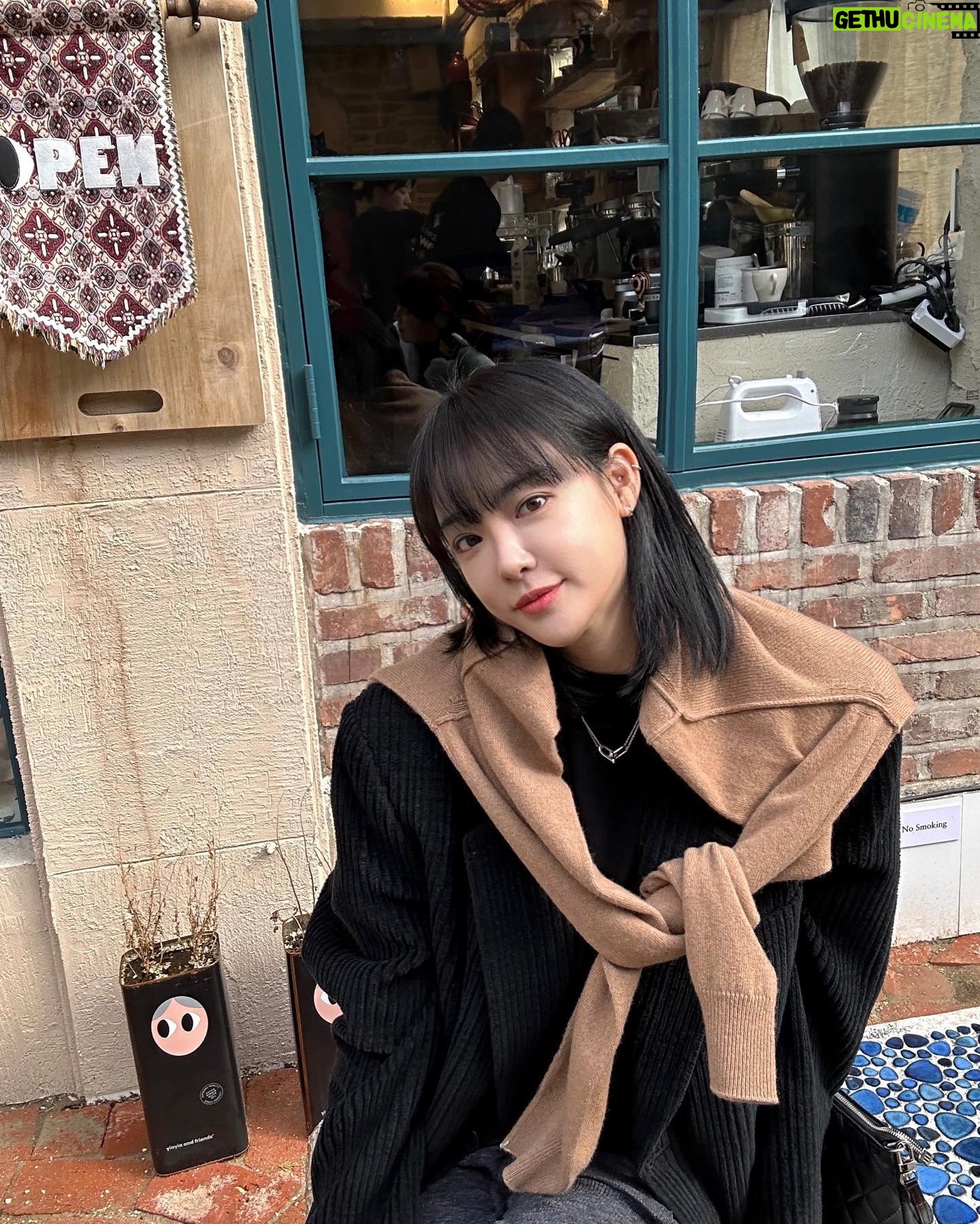 Lee Ju-yeon Instagram - โค๏ธ๐งก๐๐๐๐๐ค๐ค๐ค