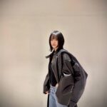 Lee Ju-yeon Instagram - 오랜만에 시사회 🤎 영화 ‘황야’ 재밌게 잘 보고 왔습니다🤎 넷플릭스에서 볼 수 있데요! 👏🏻👏🏻