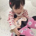 Lee Jung-hyun Instagram - 인형만보면 따양해~하고 안아줘요ㅋㅋ🤣❤️