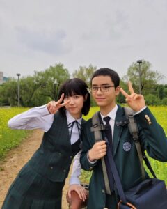 Lee Re Instagram - [ 본🍀 방🍀 사🍀 수] 📢10월28일 [토요일,일요일] 오늘 밤 9시20분 tvn ⏰️ 첫방송 tvn [무인도의디바]에서 만나요~ 어린 목하 와 어린 기호의 풋풋한....푸른 빛 스토리. #무인도의디바첫방송 #CastawayDiva #tvn주말드라마 #연출오충환 #극본박혜련 #이레 #어린서목하 #문우진 #어린정기호 #많은시청부탁드립니다🫶