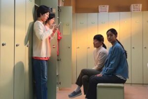 Lee Sang-hee Instagram - #정신병동에도아침이와요
#dailydoseofsunshine 

명신대병원 53병동 책임간호사 박수연입니다. 

잘 쉬고 돌아왔습니다🧡
애정하는 사람들과 함께한 우리 드라마 알리러 왔습니당☺️

#지금행복하자