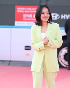 Lee Sang-hee Instagram - 23살 전주국제영화제 싱그러운 오늘, 고마웠습니다. 💚