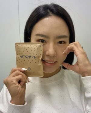 Lee Sang-hwa Instagram - 4년만의 재회🇰🇷🇯🇵😻 @nao.kodaira 보고싶었잖아!!!!!!
영원한 라이벌이자 동료였던 그리고 나를 평창 올림픽때까지 갈 수 있게 해줬던 원동력이자 버팀목이었던 영원한 내 친구 올림픽 챔프👍🏻