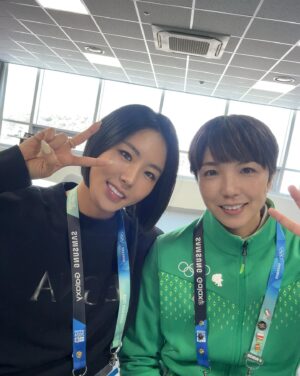 Lee Sang-hwa Instagram - She's here in Gangneung 💚⛸️🏆 @nao.kodaira 
#2024youtholympic #ssk #champ