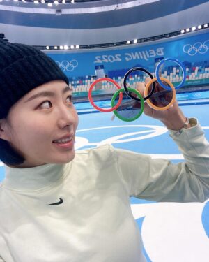 Lee Sang-hwa Instagram - Went SSK at the oval⛸❄️😎
#얼음위에서
#드디어방문완