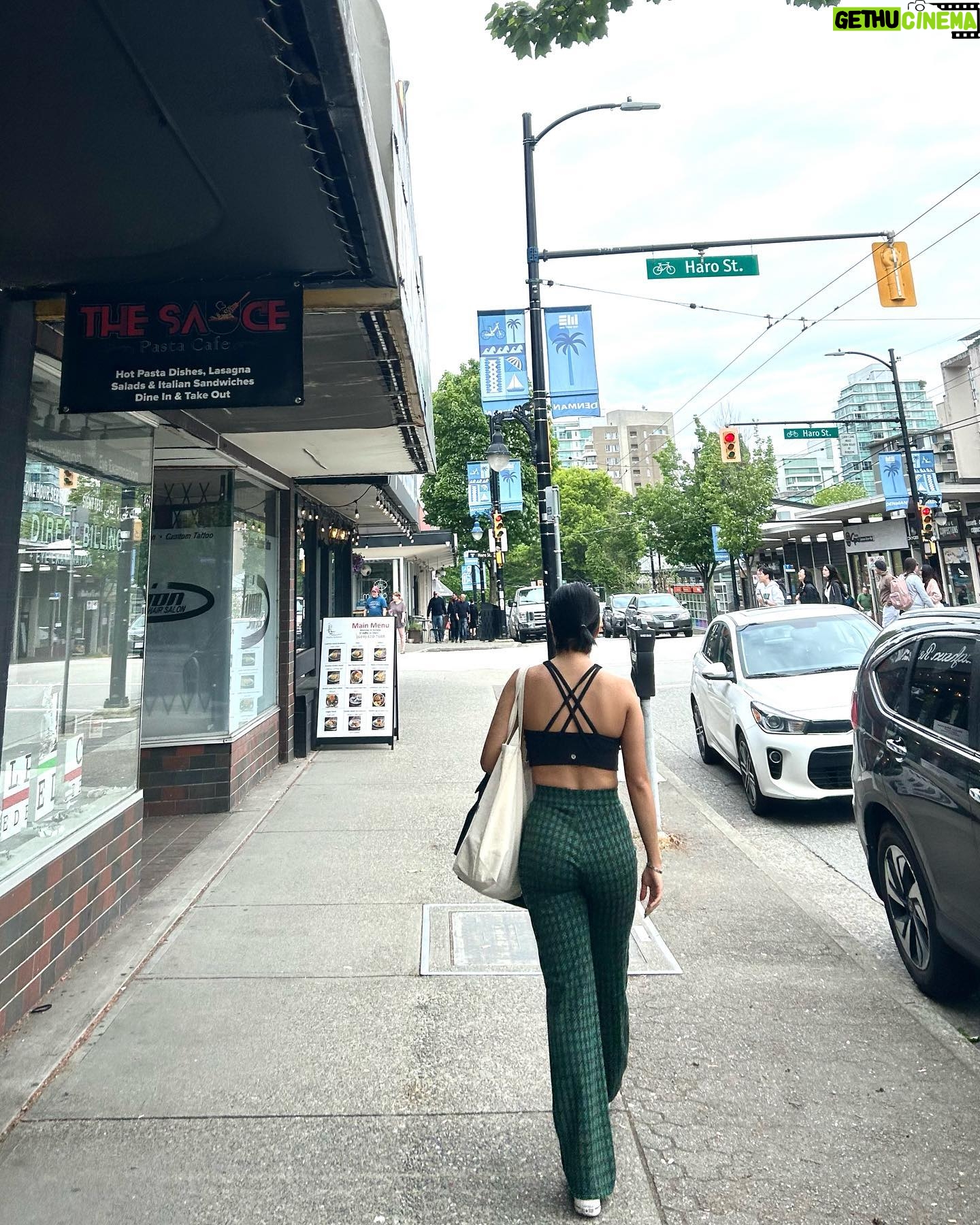 Lee Sang-hwa Instagram - μΈλ¨Έλ£©π¦πΈππ₯πνλΉμ’μπππ #tanningvibes #μ§λλ μμ¬νκΈ°λ‘