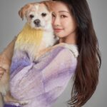 Lee Se-hee Instagram – <싱글즈>의 반려동물 캠페인 #끝까지사랑하세요 🩷

 ‘끝까지 사랑하세요’는 반려동물의 마지막까지 함께 하는 것뿐 아니라 책임감 있고 윤리적인 반려 생활을 독려하기 위한 캠페인입니다 🌼🌸🩷

 #칙투칙챌린지 #칙투칙프렌즈 #CheektoCheek #CheektoCheekfriends #CheektoCheekChallenge

M @lamaison.jungsunmiyo 
H @hair_ssong 
S @stylist_eunhye_jo 

@tomwood_project
@etro
@etro_kr