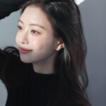 Lee Se-hee Instagram – @iiikyeong 🤍
M @lamaison.jungsunmiyo 🤍
H @hair_ssong 🤍
