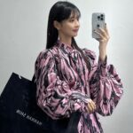 Lee Se-hee Instagram - #서울패션위크 HANNAH SHIN @stylist_eunhye_jo @lamaison.jungsunmiyo @hair_ssong