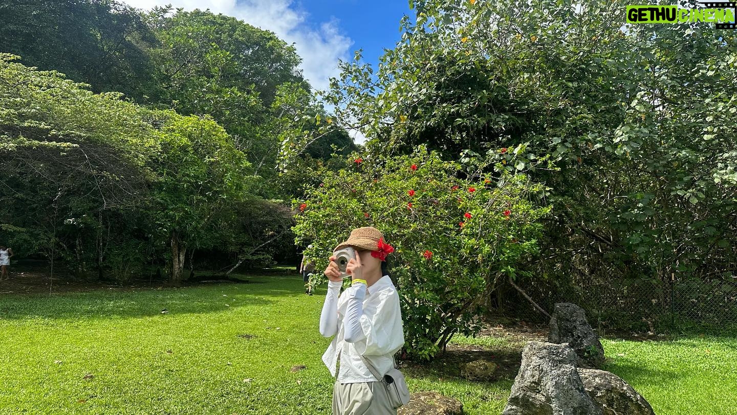 Lee Se-hee Instagram - 추우니까 생각나는 괌🌴 자매들이랑 첫 여행 ✨📷 영상으로 가득 담아 온 추억🎶 두고두고 기억날거같아 💕 다음엔 엄마빠랑 같이 와야겠다 아 둘째도 #괌 🌴 #괌플레이 ❤️