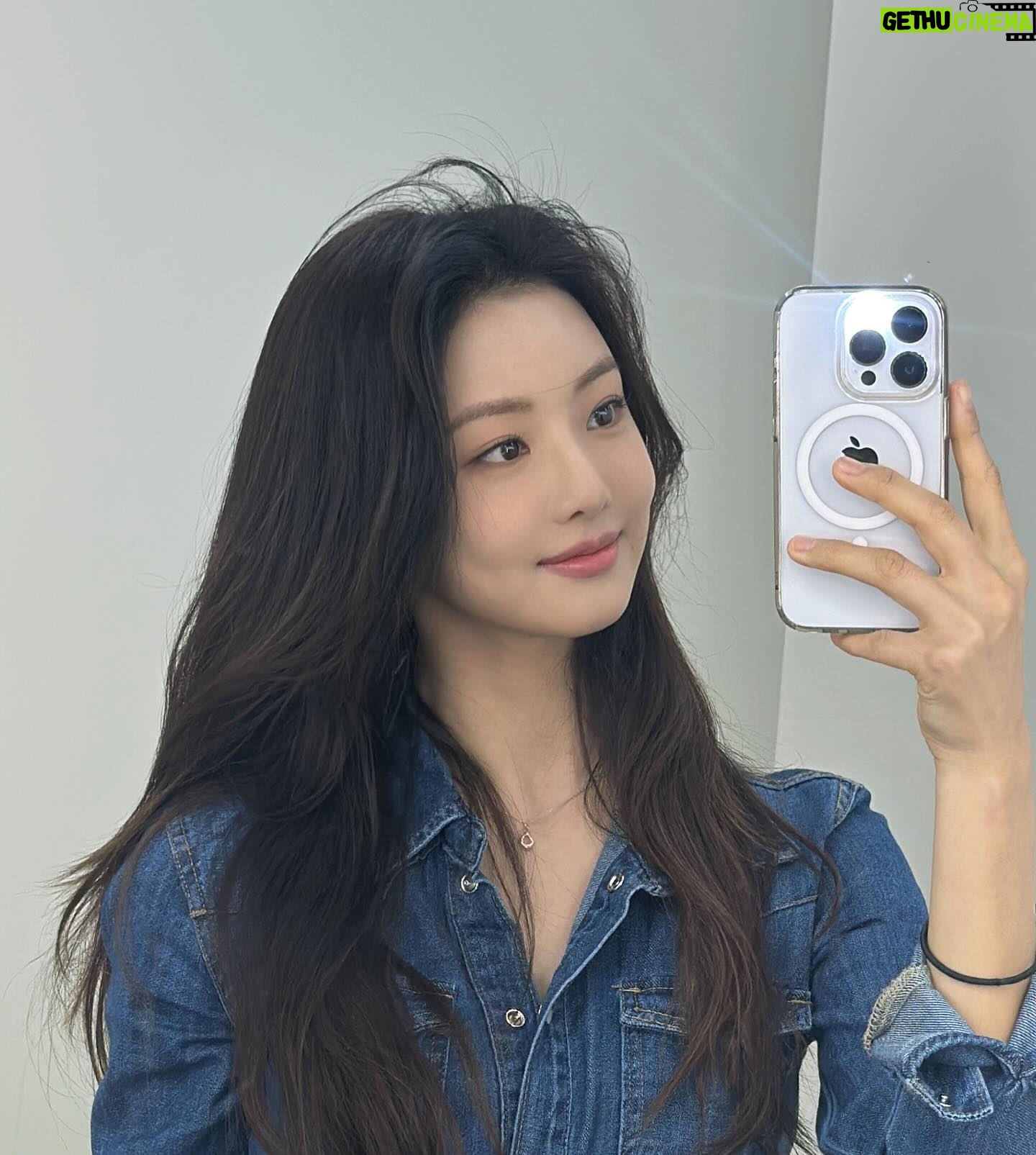 Lee Se-hee Instagram - M @lamaison.jungsunmiyo H @hair_ssong