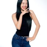 Lee Si-won Instagram - 크으❤️‍🔥 @some.seyoung @zoooo__no @yyexxan0