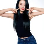 Lee Si-won Instagram - 크으❤️‍🔥 @some.seyoung @zoooo__no @yyexxan0