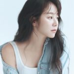 Lee Si-won Instagram - 春 🫧 이렇게 봄이 오나 봄
