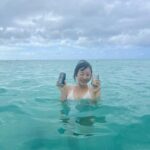 Lee Si-won Instagram - 시시각각 변하는 하늘과 바다와 함께 ☀️🌴🇬🇺🤍