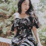 Lee Si-won Instagram – 무더운 여름이었다 … 더 보기
