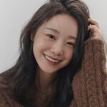 Lee Si-won Instagram – 따뜻한 연말 🐻🧸🌰🤎
