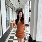 Lee Si-won Instagram – 🥜Raffles Hotel   🎄Orchard Street   🍺Haji Lane