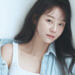 Lee Si-won Instagram - 春 🫧 이렇게 봄이 오나 봄