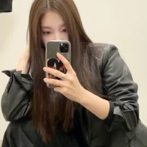 Lee Si-woo Instagram - 